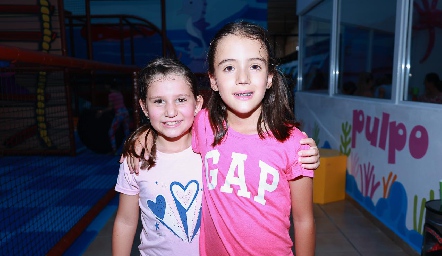  Valentina y Constanza Cordero.