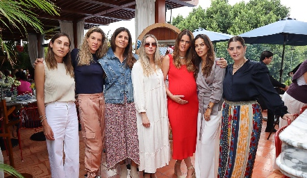  Sofía Villaseñor, Benilde Hernández, Fer Gómez, Daniela Borbolla, Melissa Ruiz, Sandra García y Daniela Muriel.