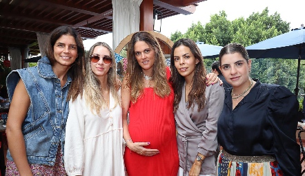  Fer Gómez, Daniela Borbolla, Melissa Ruiz, Sandra García y Daniela Muriel.