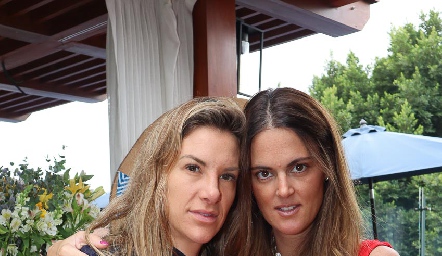  Benilde Hernández y Melissa Ruiz.