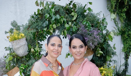  Malú de Morales y Marily de Tobías.