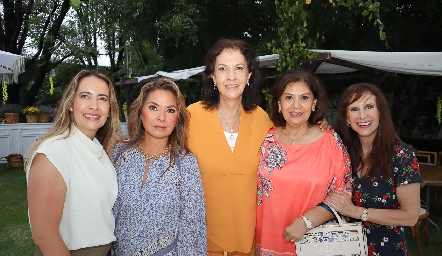  Sandra González, Maru Díaz Infante, María Teresa Ramírez, Tita Ruiz y Roxana Celis.