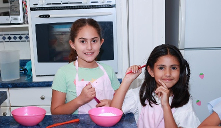  Inés del Valle y Bárbara Rojo.