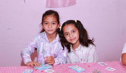  Natalia García y Bárbara López.