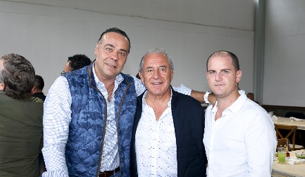 Alejandro Torres, Tatis Abud y Miguel Valladares.