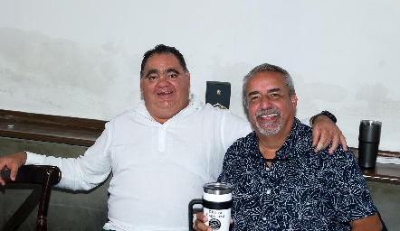  Pancho Duque y Chavo Espinoza .