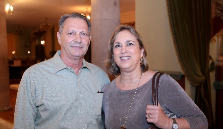  Aristeo Cantú y María Eugenia Fernández.