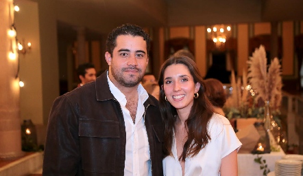  Carlos Morales y Valeria Alcalde.