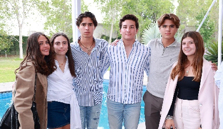  Sofía González, Pía Quibrera, Joaquín González, Carlos de los Santos, Juan Pablo Wagner y Alexia Galán.