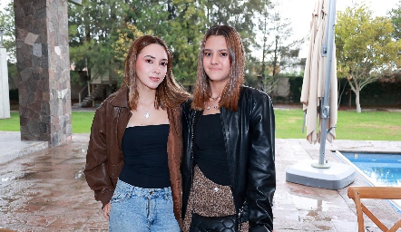  Paloma Artolózaga y Valentina Fernández.