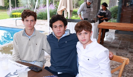  José Manuel, Migue Delgado y Santiago Lozano.