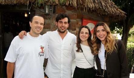  Abraham Gallegos, Jaime Ascanio, Daniela Valle y Nuria Minondo.