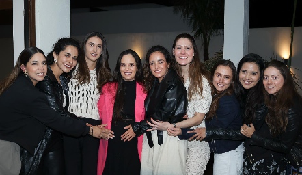  Adri Estrada, Clau Estrada, Catalina Abud, Alynn Ruiz, Isabela Torres, Anasty Cano, Fer Franco, Montse Alcaraz y Nallely Maya.