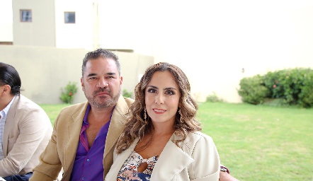  Arturo Regalado y Paola Millán.