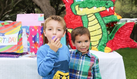  Daniel Berrones y Fernando Castañón.