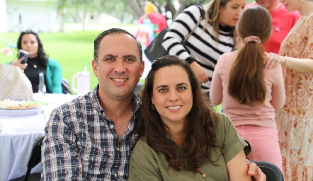  Pepe Toño Zapata y Conchita Ortiz.