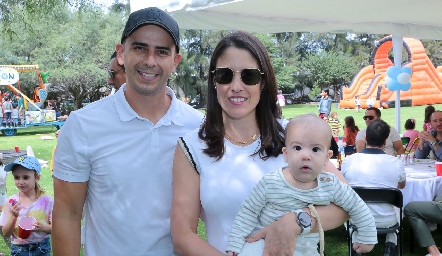  Ricardo Gordoa, Jennifer Dent y Pablo Gordoa.