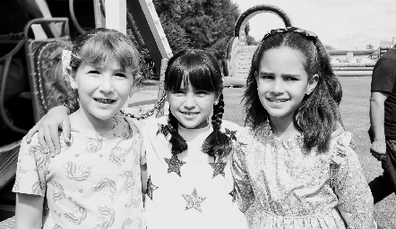  Nicole Berrones, Renata Cordero y Vale Cortés.