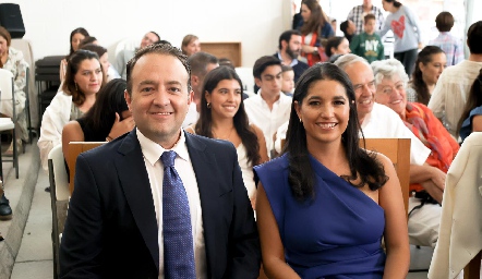 Javier Algara y Martha Morales, papás de Javier.