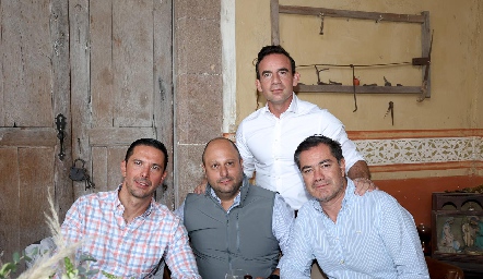  Christian, Toño, Fernando y Benjamín.