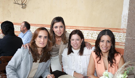  Luza González, Carla Sarquis, Margarita Medina y Marifer Bernal.