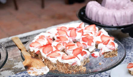  Mesa de postres.