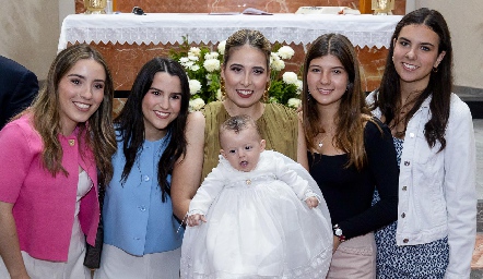 Las primas Galán con Santiago.