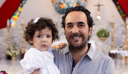  Ángel Mario Valdés con su hija Pastora.