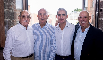  Carlos Velázquez, José Zendejas, Eduardo Zendejas y Alejandro Mendizábal.