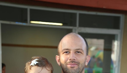  Lorenza y Alejandro Abud.