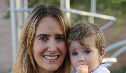  Lucía Martin con su hijo Pablo Torres.