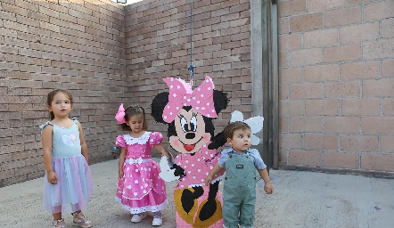  Macarena, Eugenia y Fernando.