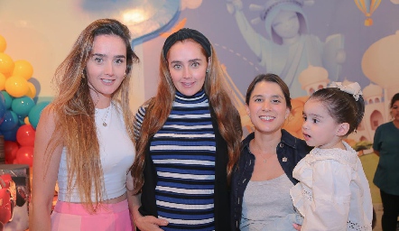  Denisse Favela, Diana Favela, Érika Ríos y Pía Rangel.