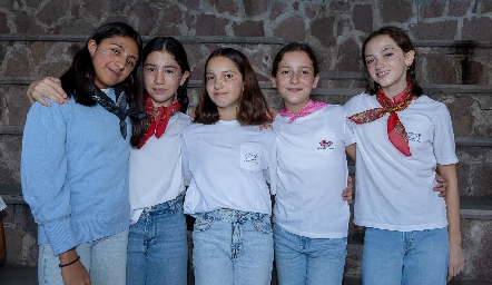  Ana sofi, Arantza, Elena Aranda, Nanuin Mercado, y Luciana Artolózaga.