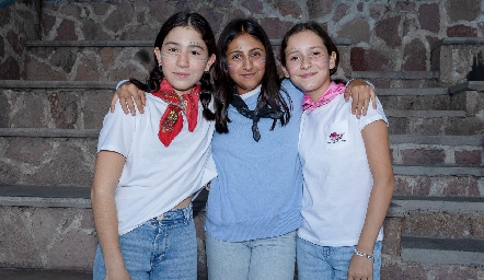  Elena Aranda, Ana Sofi y Nanuin Mercado.