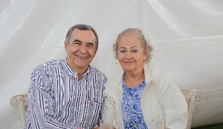  José de Jesús González y Ana Ortiz.