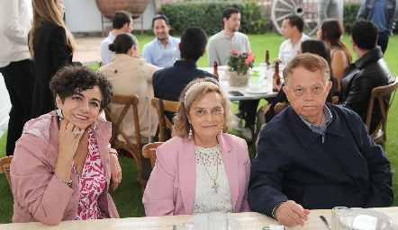  Gabriela Bravo, Luz María y Eduardo Quiroga.