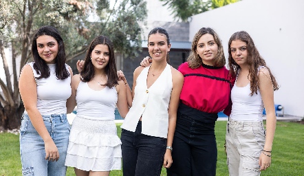  Daniela Abella, , Daniela Galán, Inés González y Sofi de la Fuente.