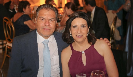  Héctor Cabrera y Carmen Díaz Infante.