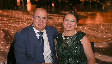  Eduardo Aranda y Roxana González.