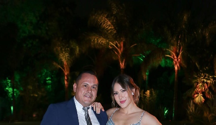  Arturo Ordaz y Larissa Flores.