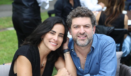  Anilú Enríquez y Mauricio Ruiz.