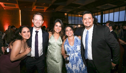  Dulce Arriaga, Jerry, Melisa Domínguez, Pilar Armendariz y Andrés Gil.