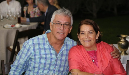  Héctor Álvarez y Rosa Elvira Aguilar.