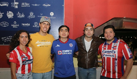  Mará José Rodríguez, Pollo Alcalá, Oscar Moreno, Ferdinand y Andrés Merino.