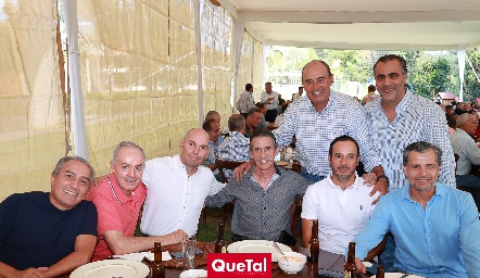  Arturo González, Javier Álvarez, Alejandro González, Antonio Adrián, Calolo Pérez, Alejandro Stevens, Alejandro Anaya y Carlos de los Santos.