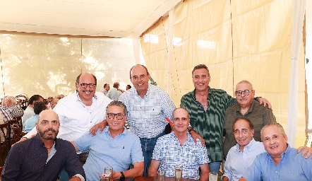  Jeppo Mahbub, Aurelio Cadena, de la Maza, Calolo Pérez, Carlos Saiz, Felipe Robledo, Mario de la Peza, José Medlich y Carlos Bueggueroff.