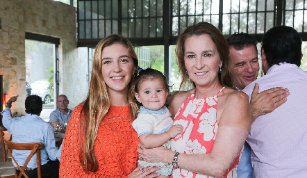 3 Generaciones, Paulina Martínez, Carola Alcalde y Claudia Garza.