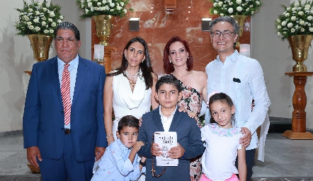  Rafael Martínez, Claudia Tovar, Ana Fernanda Tovar, Javier Gutiérrez, Mateo Martínez, Rafael Martínez y Ana Begoña Gutiérrez.