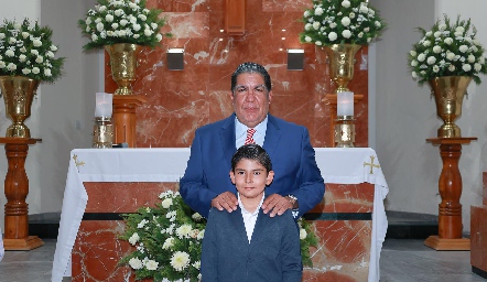  Rafael Martínez con su hijo Rafael.